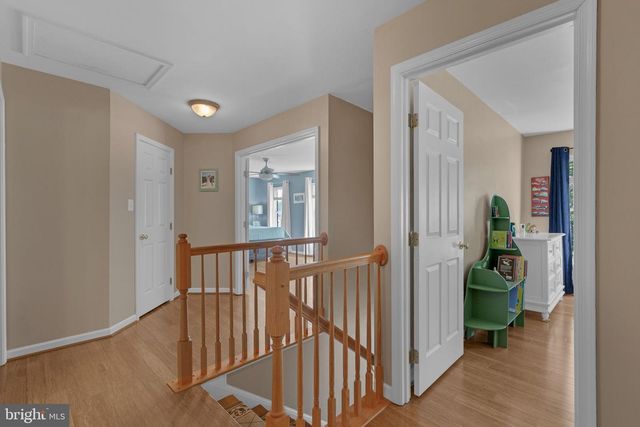 48 MONTGOMERY DR, Stafford, VA 22556