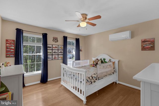 48 MONTGOMERY DR, Stafford, VA 22556