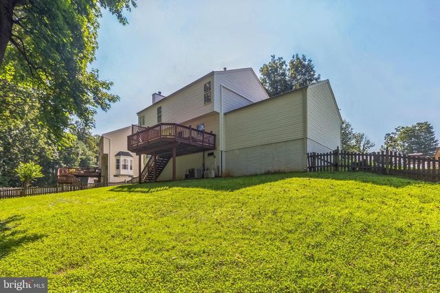 48 MONTGOMERY DR, Stafford, VA 22556