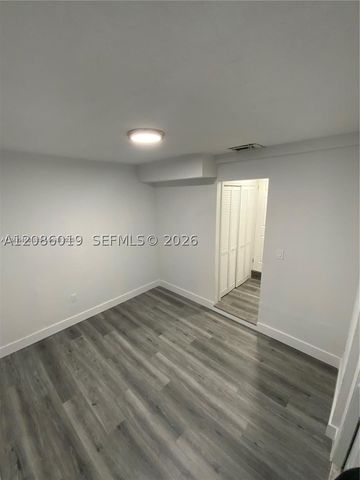 8141 NW 5th Ct, Miami, FL 33150