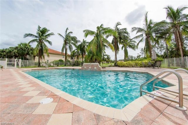 8215 Ibis Club DR # 109, Naples, FL 34104