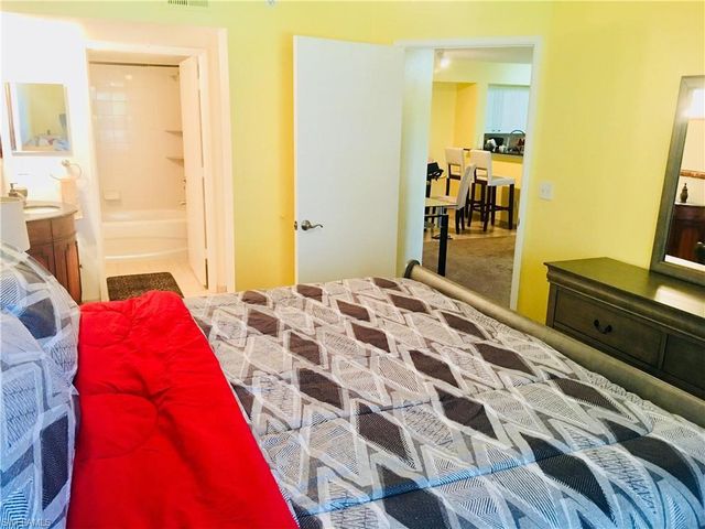 8215 Ibis Club DR # 109, Naples, FL 34104