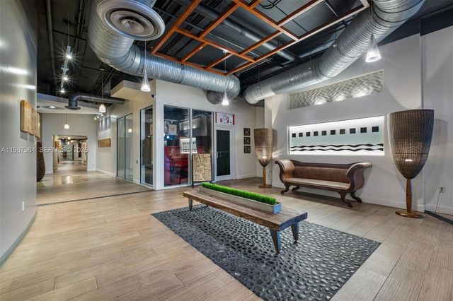 10 SW South River Dr 609, Miami, FL 33130