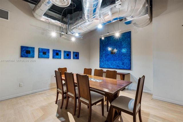 10 SW South River Dr 609, Miami, FL 33130