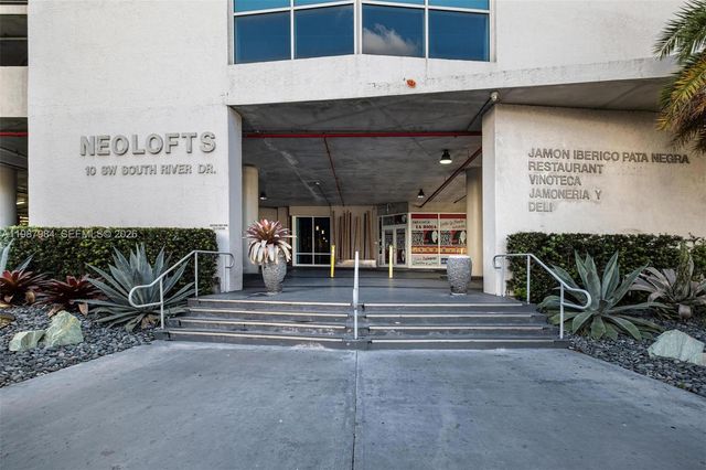 10 SW South River Dr 609, Miami, FL 33130