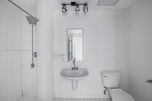 10 SW South River Dr 609, Miami, FL 33130