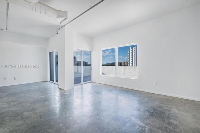 10 SW South River Dr 609, Miami, FL 33130