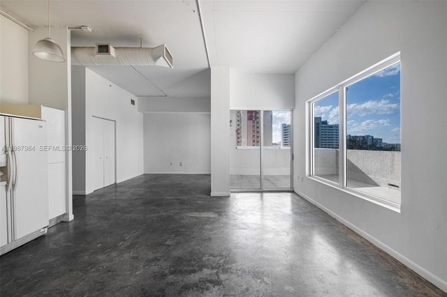 10 SW South River Dr 609, Miami, FL 33130