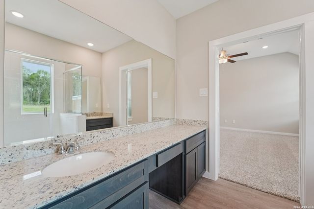 321 Firewheel Loop, Floresville, TX 78114