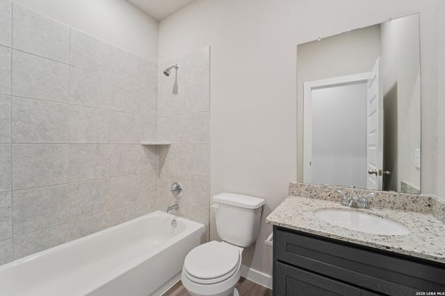 321 Firewheel Loop, Floresville, TX 78114