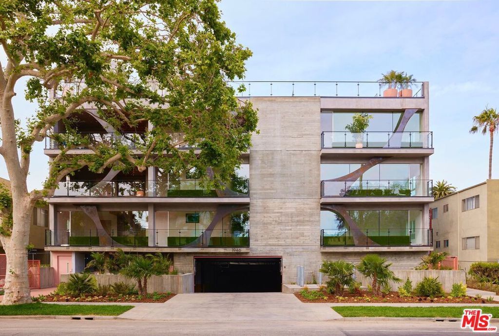 1946 Overland Avenue, Los Angeles, CA 90025 — exterior