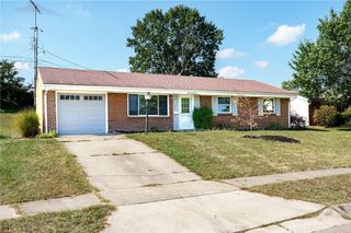 233 Woodridge Drive, Miamisburg, OH 45342