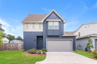 9835 Willow Creek Commerce Drive 101, Tomball, TX 77375