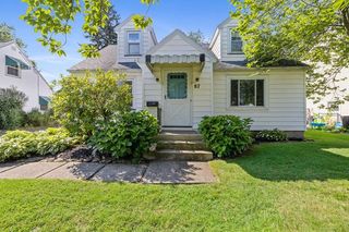 87 Traymore Road, Irondequoit, NY 14609