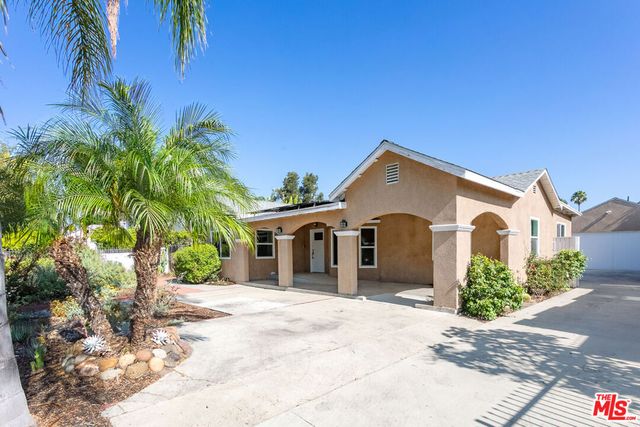 11817 Kittridge Street, Los Angeles, CA 91606