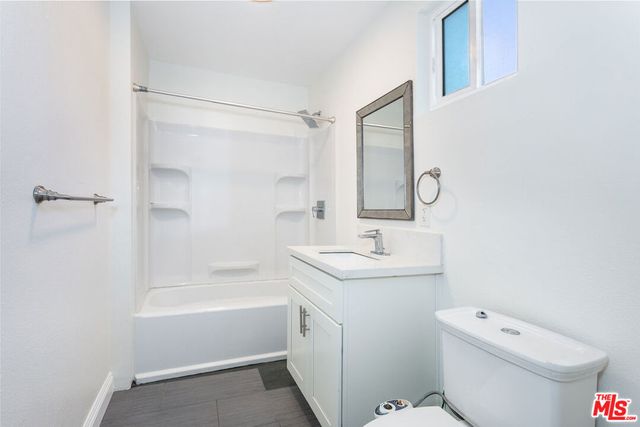 11817 Kittridge Street, Los Angeles, CA 91606