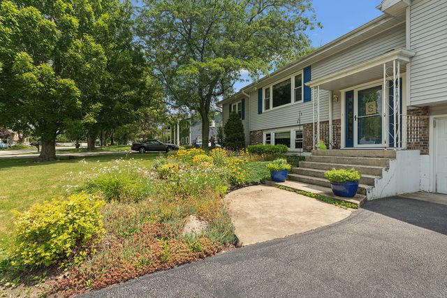 920 Regent Street, New Lenox, IL 60451