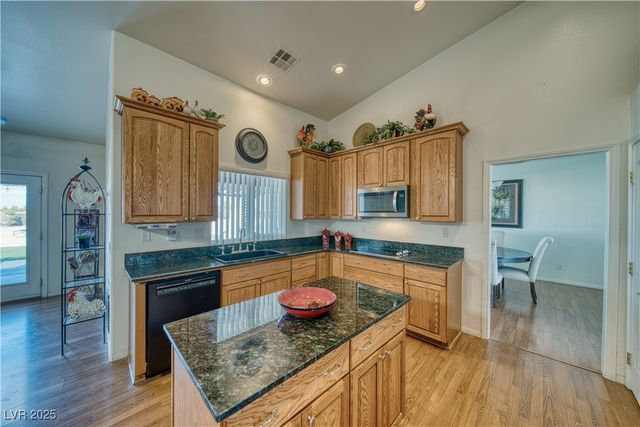 2330 Deadwood Street, Pahrump, NV 89048