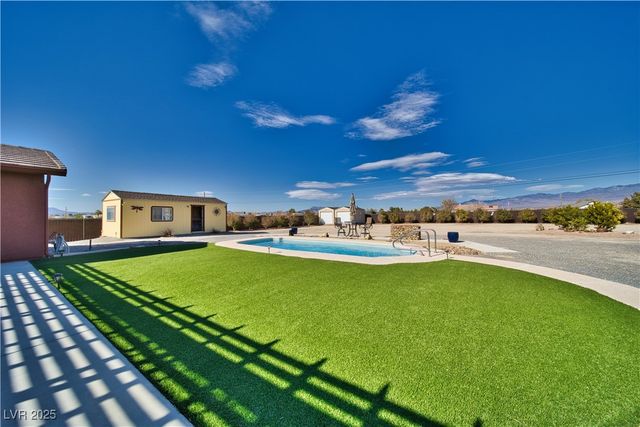 2330 Deadwood Street, Pahrump, NV 89048