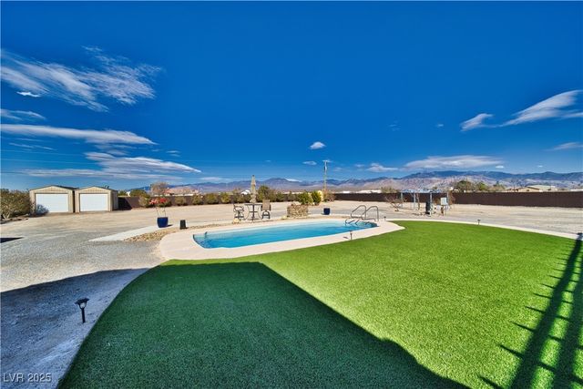 2330 Deadwood Street, Pahrump, NV 89048