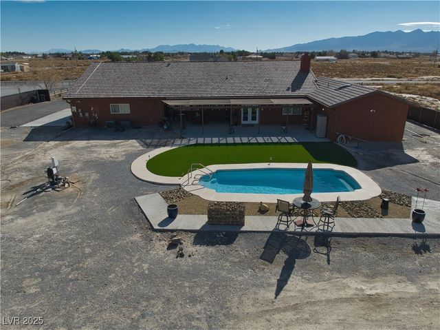 2330 Deadwood Street, Pahrump, NV 89048