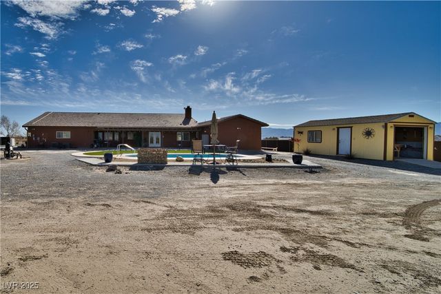 2330 Deadwood Street, Pahrump, NV 89048