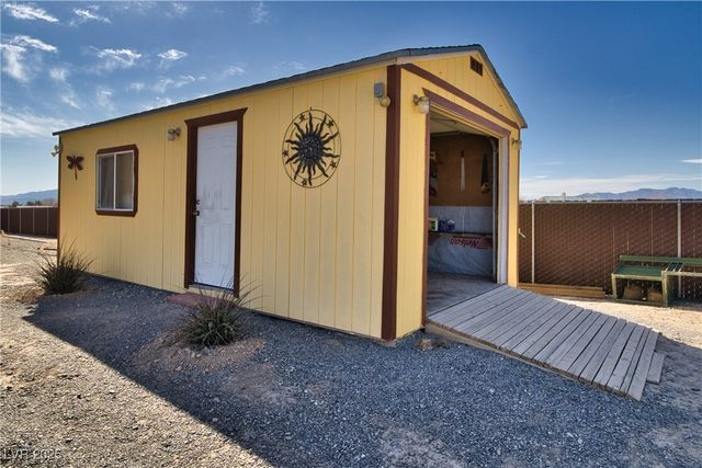 2330 Deadwood Street, Pahrump, NV 89048