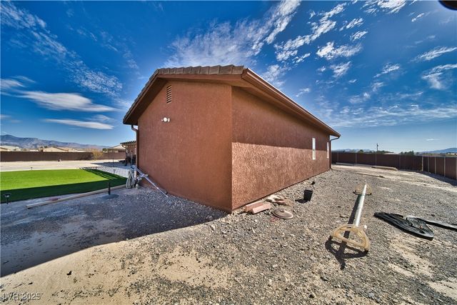 2330 Deadwood Street, Pahrump, NV 89048
