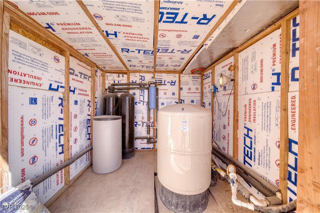 2330 Deadwood Street, Pahrump, NV 89048