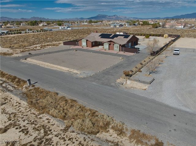 2330 Deadwood Street, Pahrump, NV 89048