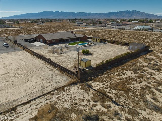 2330 Deadwood Street, Pahrump, NV 89048