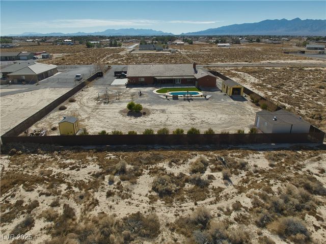2330 Deadwood Street, Pahrump, NV 89048