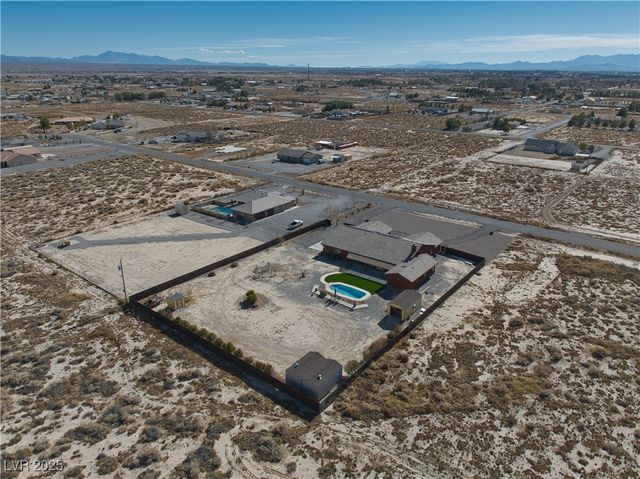 2330 Deadwood Street, Pahrump, NV 89048