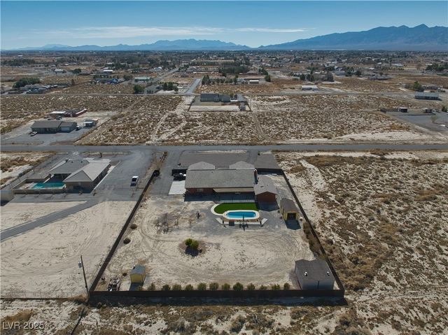2330 Deadwood Street, Pahrump, NV 89048