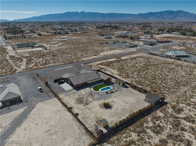 2330 Deadwood Street, Pahrump, NV 89048