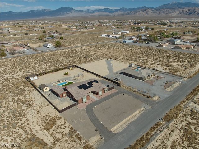 2330 Deadwood Street, Pahrump, NV 89048