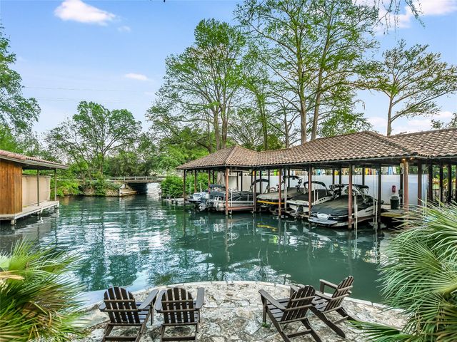1910 Rue De St Tropez 4, Austin, TX 78746
