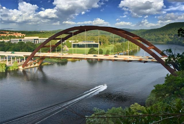 1910 Rue De St Tropez 4, Austin, TX 78746