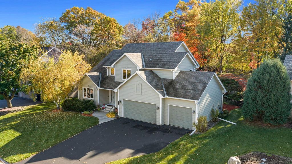 9780 170th Street W, Lakeville, MN 55044