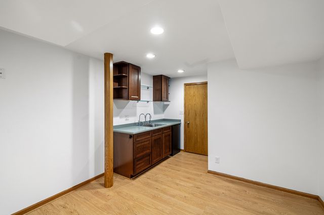 706 SE Wanda Drive, Ankeny, IA 50021