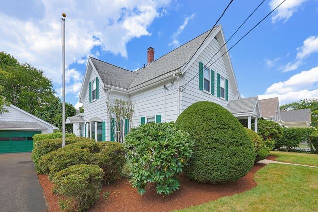 22 Hodges St, Mansfield, MA 02048