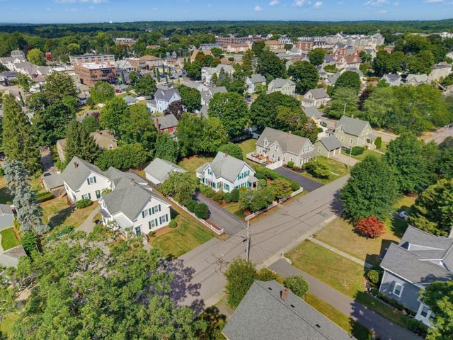 22 Hodges St, Mansfield, MA 02048