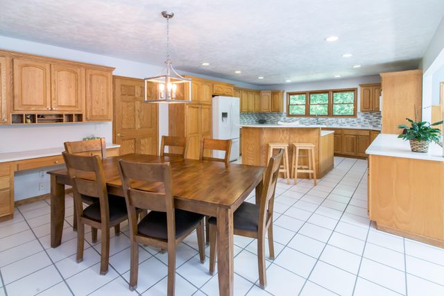 10090 King Hill Court, Dexter, MI 48130