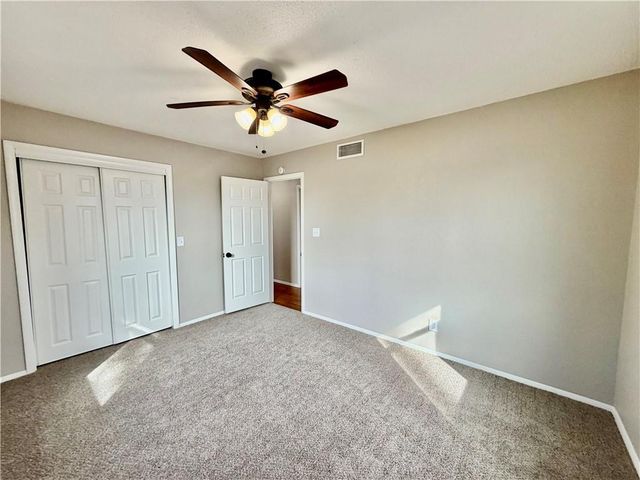 11718 Freemont Avenue, Kansas City, MO 64134