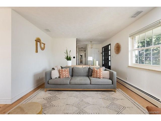 6053 Youngfield St, Arvada, CO 80004