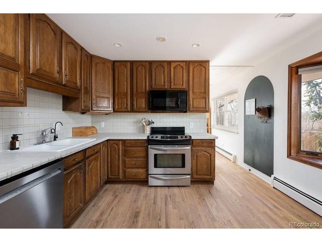 6053 Youngfield St, Arvada, CO 80004