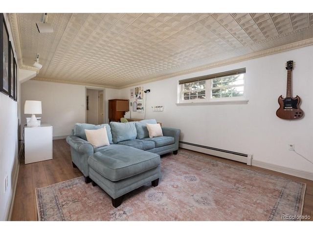 6053 Youngfield St, Arvada, CO 80004