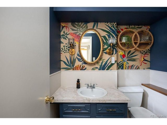 6053 Youngfield St, Arvada, CO 80004