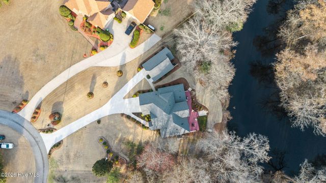 101 Raccoon Run, Washington, NC 27889