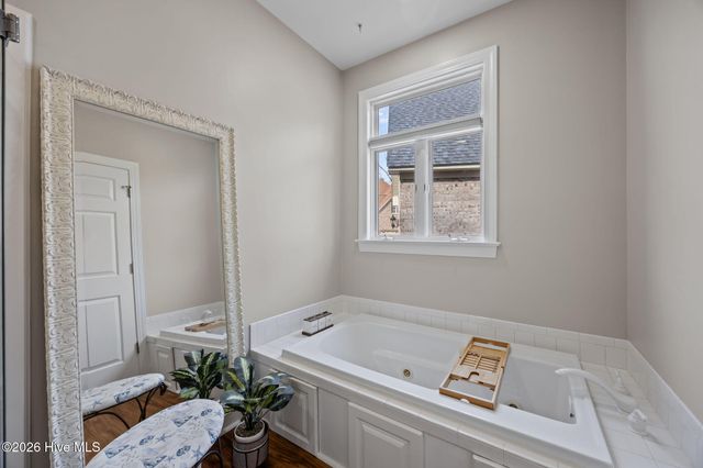 101 Raccoon Run, Washington, NC 27889